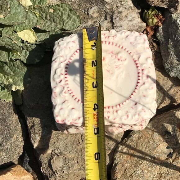 Vintage Jenny Lind Trinket Box - Picture 7 of 11